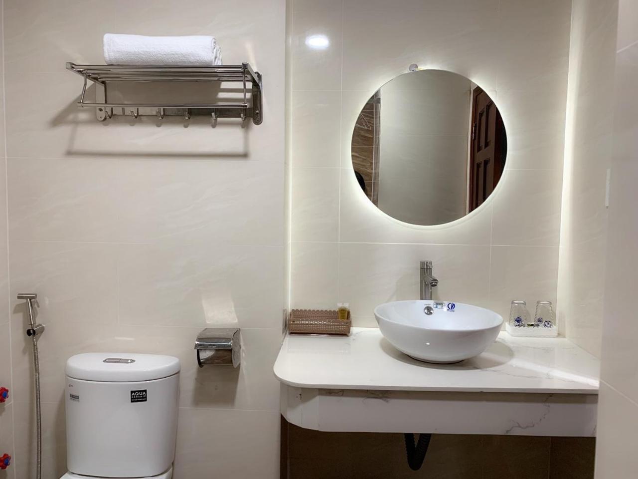 Hotel Khach San Trung Hieu Vung Tau Exterior foto